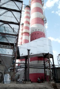 A terme, l'usine est censée produire 619 000 tonnes de sucre par an et participer au développement de la réfion Afar, dans l'est de l'Ethiopie, où vivent principalement des populations pastorales, en employant 50 000 personnes.